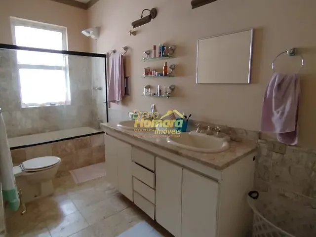Casa 4 quartos e 4 banheiros, à venda, no bairro Pacaembu em São Paulo