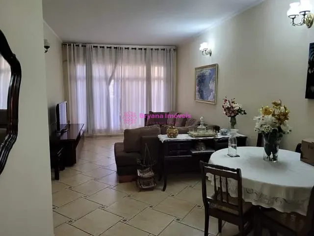 Casa com 216m² 3 quartos e 2 banheiros, à venda, no bairro Santo Antônio em São Caetano do Sul