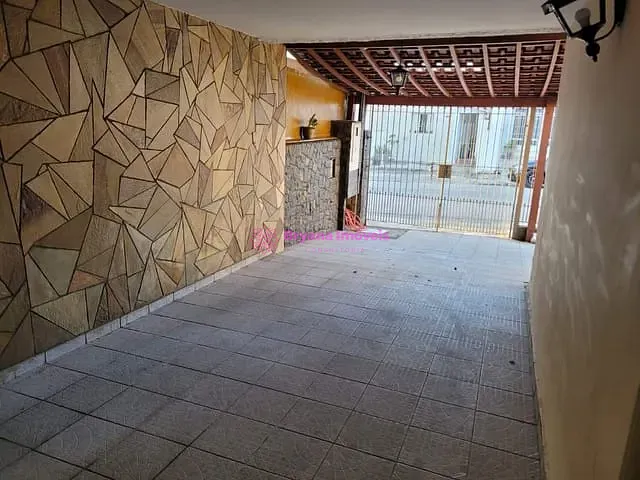 Casa com 216m² 3 quartos e 2 banheiros, à venda, no bairro Santo Antônio em São Caetano do Sul