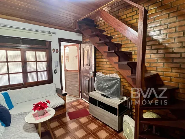 Casa com 80m² 3 quartos e 3 banheiros, à venda, no bairro Peró em Cabo Frio