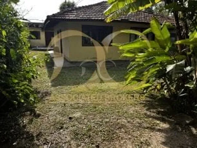 Casa com 473m² 6 quartos e 5 banheiros, à venda, no bairro Campeche em Florianópolis