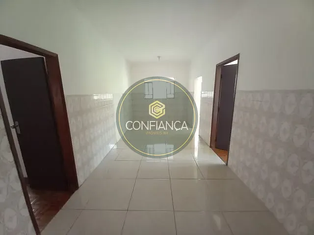Casa com 360m² 3 quartos e 2 banheiros, à venda, no bairro Nova Vista em Belo Horizonte