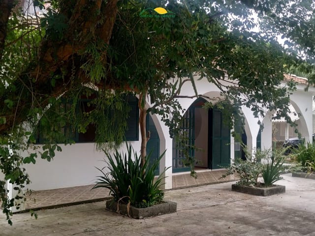 Foto do Casa - Casa Espaçosa em Morro das Pedras - Ótimo Investimento no Sul da Ilha, rua sem saída a 200 metros da Praia do Morro das Pedras - Florianópolis/SC! 🏡 | Costão Sul Imóveis