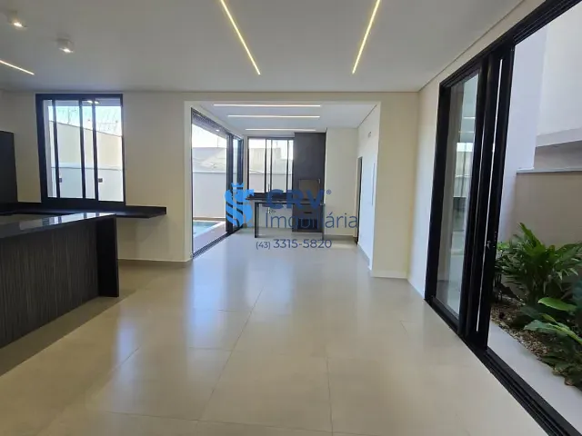 Casa com 252m² 4 quartos e 5 banheiros, à venda, no bairro Parque Taua em Londrina