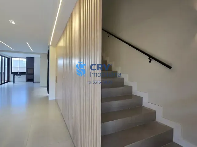 Casa com 252m² 4 quartos e 5 banheiros, à venda, no bairro Parque Taua em Londrina