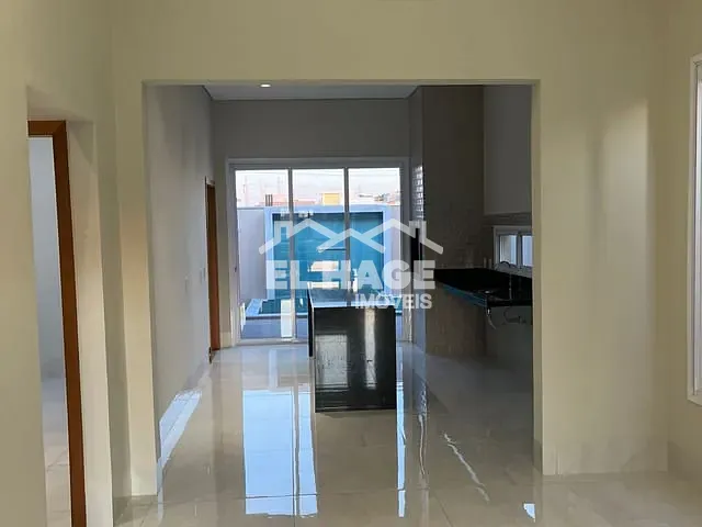 Casa com 250m² 3 quartos e 2 banheiros, à venda, no bairro Tijucal em Cuiabá