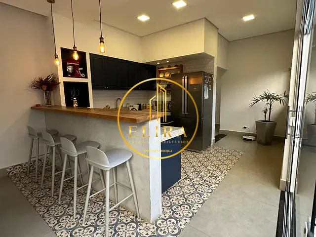 Casa com 300m² 3 quartos e 4 banheiros, à venda, no bairro Parque Nova Carioba em Americana