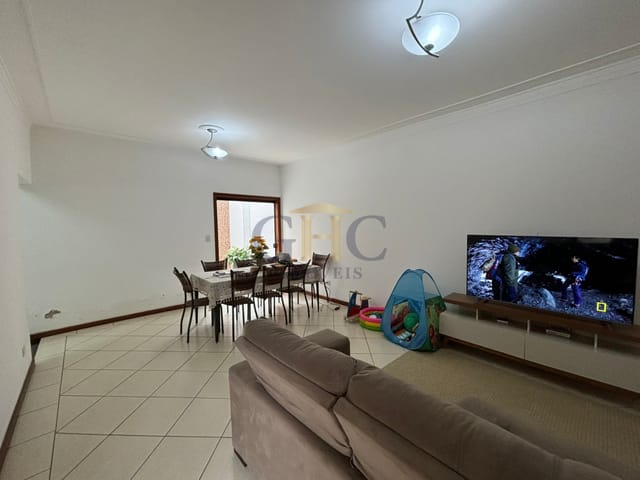 Casa com 250m² 3 quartos e 2 banheiros, à venda, no bairro Jardim Santa Maria em Salto de Pirapora