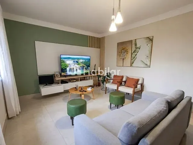 Casa 5 quartos e 5 banheiros, à venda, no bairro Stiep em Salvador