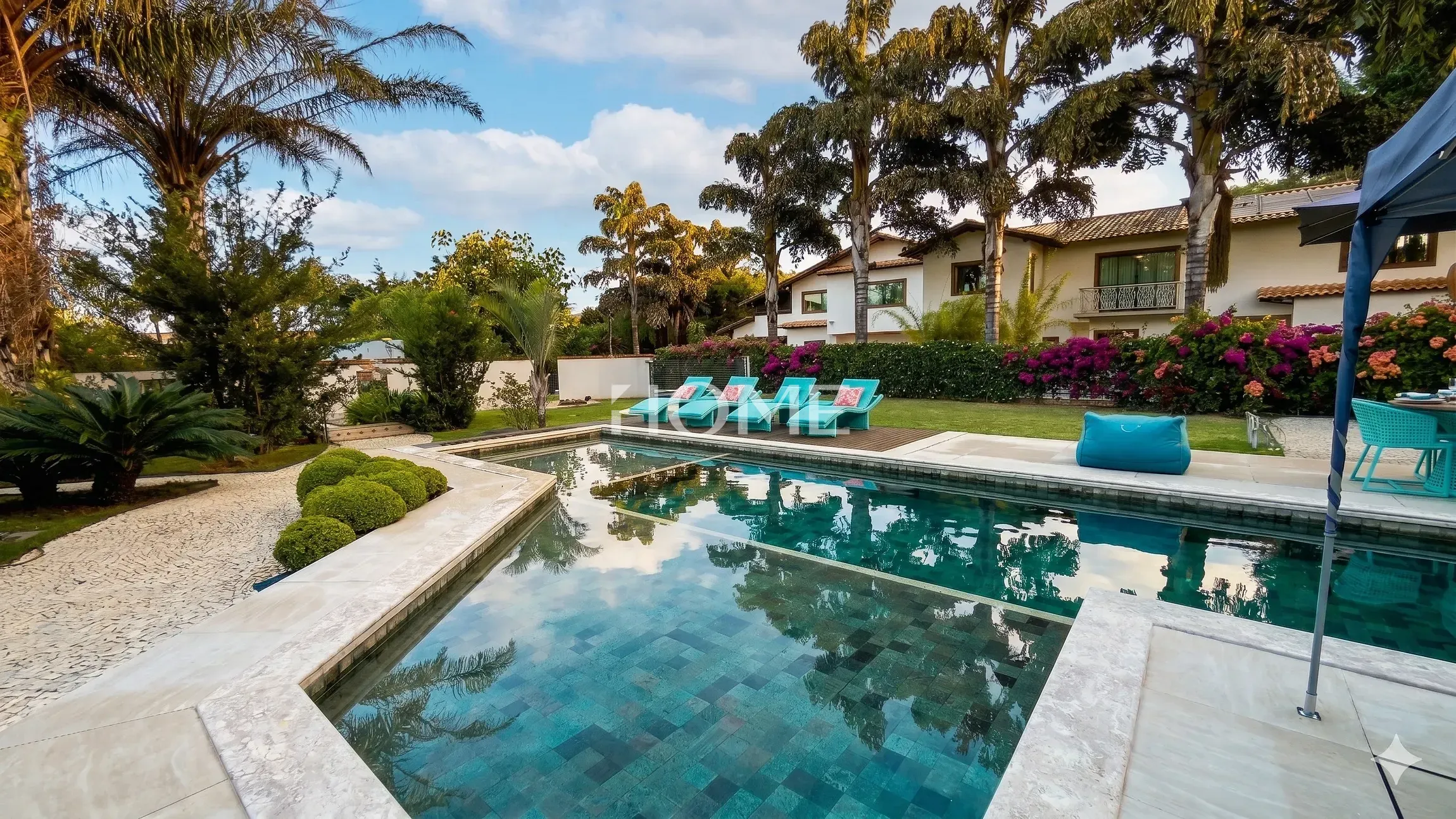 SMDB, LAGO SUL- 2.400M² ÚTIL- 5 SUÍTES – LAZER COMPLETO – CASA EM CONDOMÍNIO