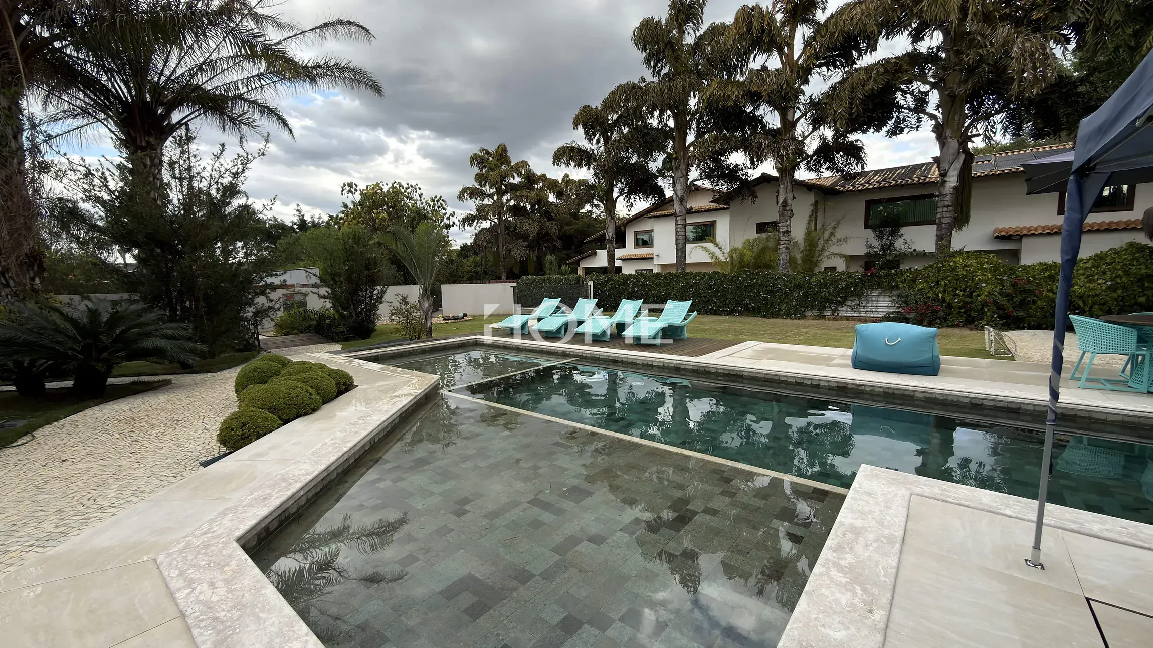 SMDB | CASA EM CONDOMÍNIO | 5 SUÍTES | PISCINA E MINI LAGO