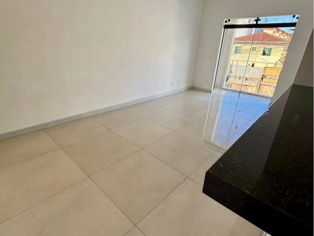 Casa com 137m² 3 quartos e 3 banheiros, à venda, no bairro Vale das Orquídeas em Contagem