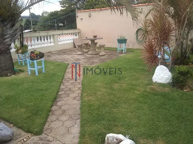 Casa com 800m², à venda, no bairro Vale do Atibaia I em Piracaia