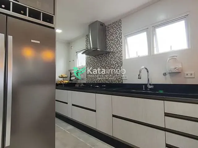 Casa com 214m² 3 quartos e 3 banheiros, à venda, no bairro Vila do Encontro em São Paulo