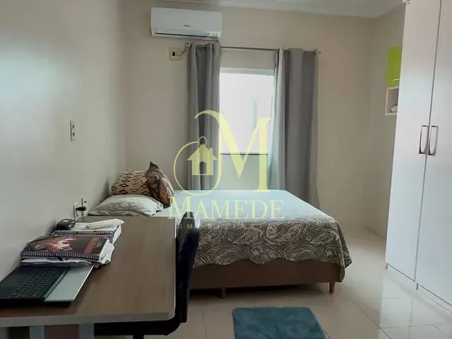 Casa 3 quartos e 4 banheiros, à venda, no bairro Parque Verde em Belém