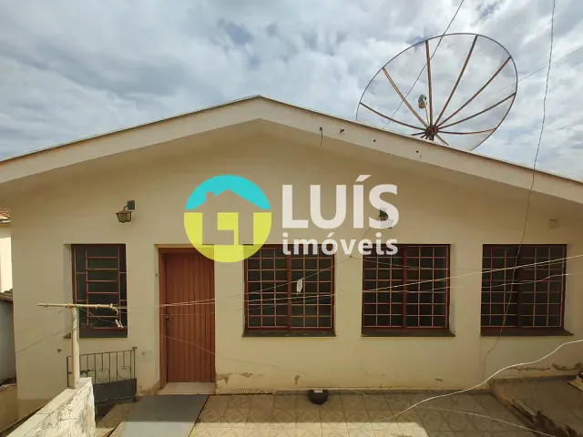 Casa 3 quartos e 1 banheiro, à venda, no bairro CENTRO em Guaranésia