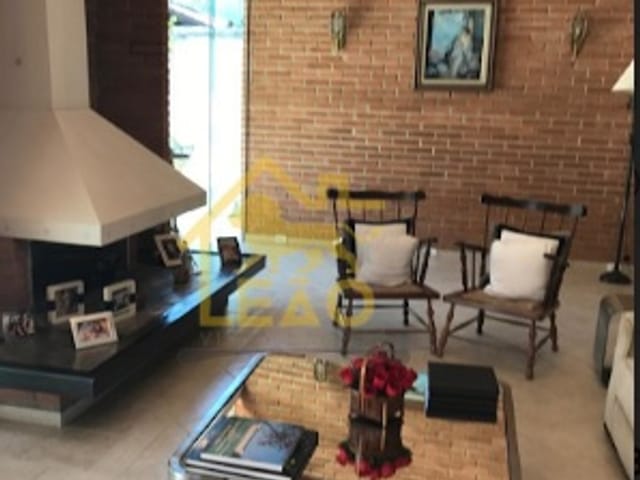 Casa com 570m² 4 quartos e 5 banheiros, à venda, no bairro Alphaville Residencial Dois em Barueri