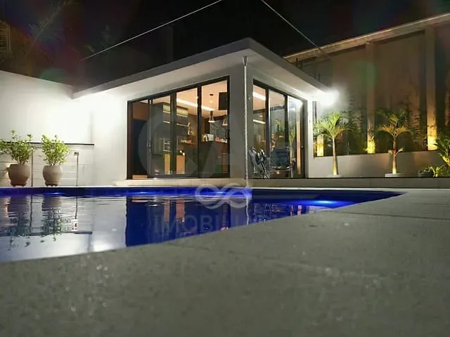 Casa com 480m² 3 quartos e 2 banheiros, à venda, no bairro Dos Ortizes em Valinhos