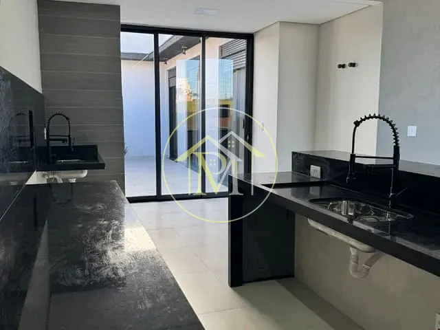 Casa com 200m² 3 quartos e 3 banheiros, à venda, no bairro Wanel Ville em Sorocaba