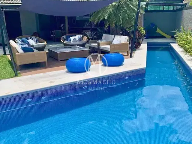 Casa com 780m² 4 quartos e 6 banheiros, à venda, no bairro Barra da Tijuca em Rio de Janeiro