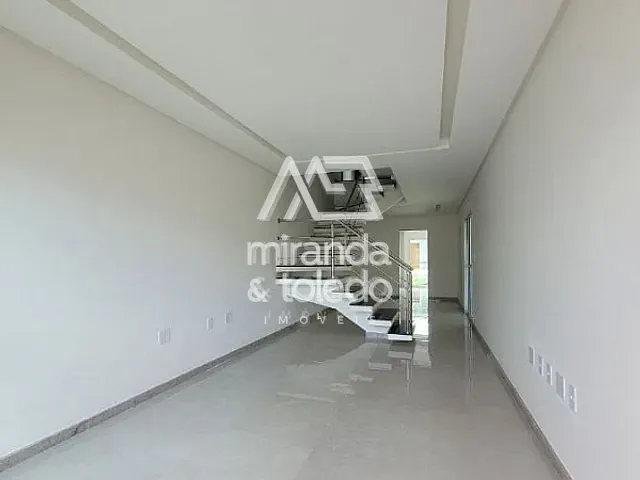 Casa com 146m² 3 quartos e 3 banheiros, à venda, no bairro Praia do Morro em Guarapari