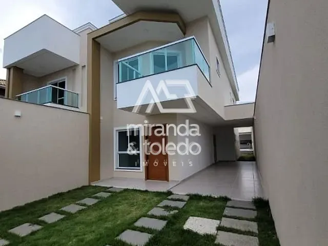 Casa com 146m² 3 quartos e 3 banheiros, à venda, no bairro Praia do Morro em Guarapari