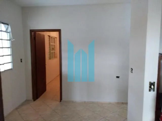 Casa com 272m² 2 quartos e 1 banheiro, à venda, no bairro Jardim Kennedy em Poços de Caldas
