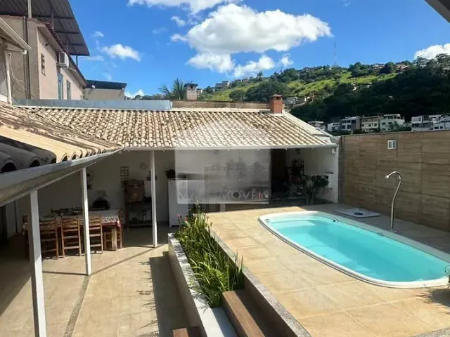 Casa 3 quartos e 2 banheiros, à venda, no bairro João XXIII em Muriaé