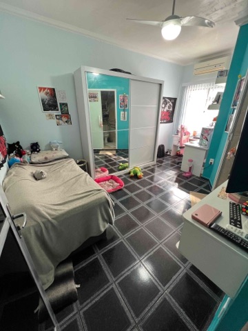 Casa com 210m² 2 quartos e 3 banheiros, à venda, no bairro Inhaúma em Rio de Janeiro