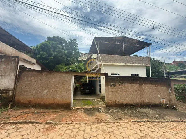 Casa 3 quartos e 1 banheiro, à venda, no bairro Aquino em Dom Cavati