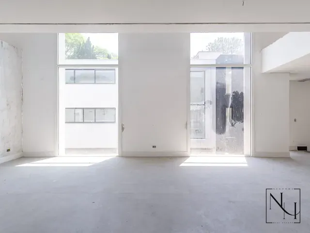 Casa 4 quartos e 7 banheiros, à venda, no bairro Jardim Cordeiro em São Paulo