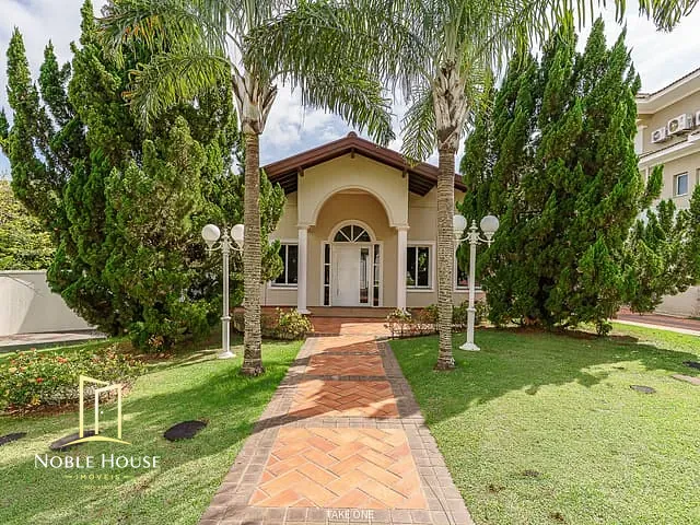Casa 3 quartos e 4 banheiros, à venda, no bairro Bosque em Vinhedo