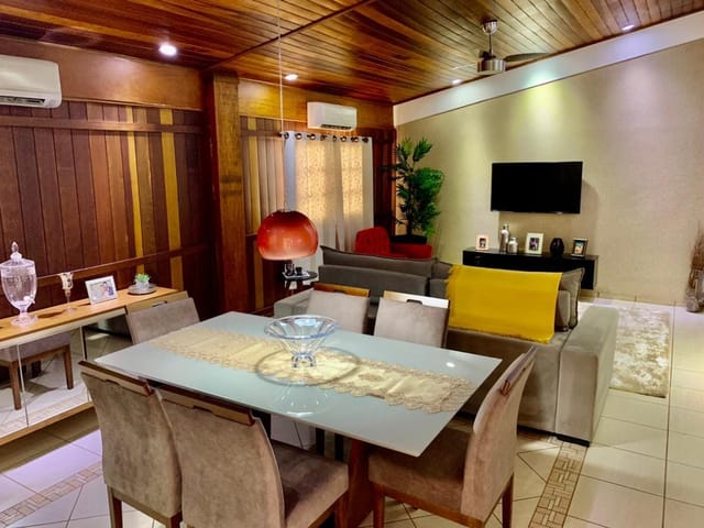 Casa com 400m² 2 quartos e 3 banheiros, à venda, no bairro Patrimônio de São João Batista em Olímpia