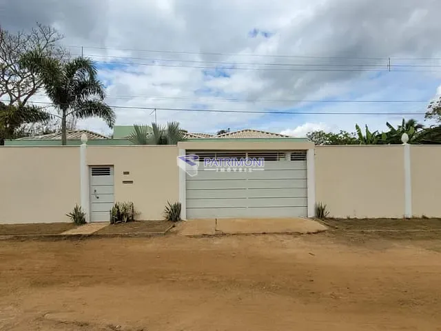 Casa com 720m² 4 quartos e 4 banheiros, à venda, no bairro Vila Maria Regina em Juatuba