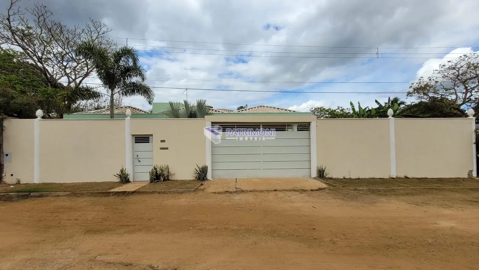 Casa, 4 quartos, 291 m² - Foto 1