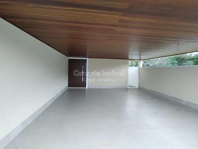 Casa com 657m² 4 quartos e 5 banheiros, à venda, no bairro Condomínio Flor D'Aldeia em Holambra