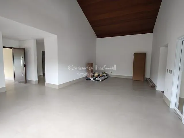Casa com 657m² 4 quartos e 5 banheiros, à venda, no bairro Condomínio Flor D'Aldeia em Holambra