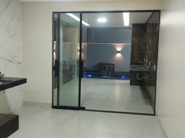 Foto do Casa - Casa com 3 dormitórios à venda, 152 m² por R$ 800.000,00 - Centro - Aragoiânia/GO | Portfolio Imóveis