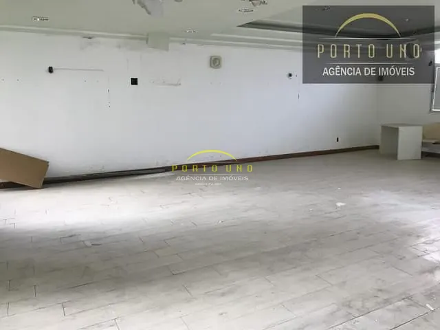 Casa com 501m², à venda, no bairro Graça em Salvador
