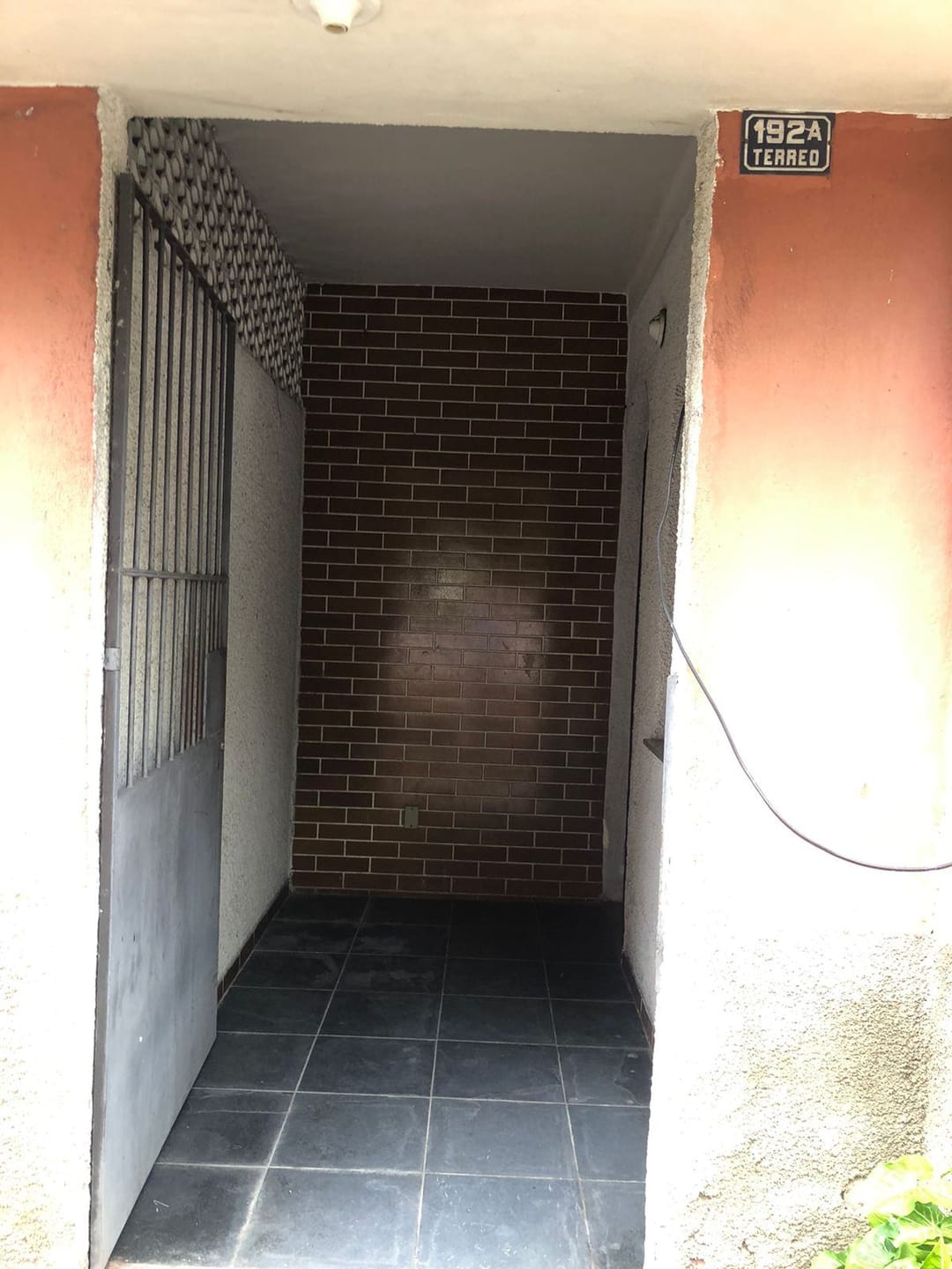 Casa para alugar com 1 quarto, 40m² - Foto 3