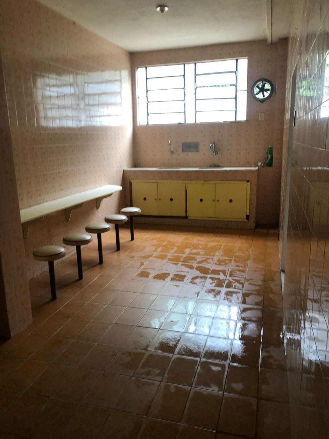 Casa para alugar com 1 quarto, 40m² - Foto 19