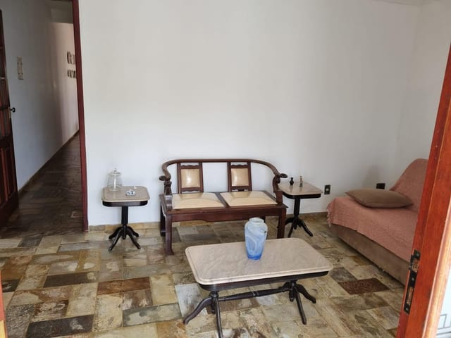 Casa com 1273m² 4 quartos e 4 banheiros, à venda, no bairro Centro em Porciúncula