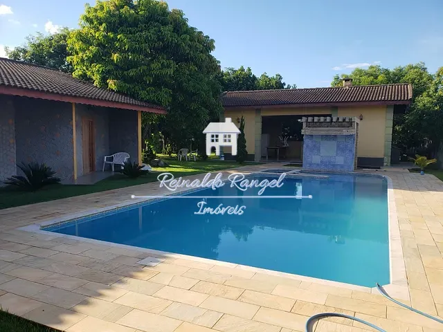 Casa com 1500m² 3 quartos e 5 banheiros, à venda, no bairro Parque Village Castelo em Itu