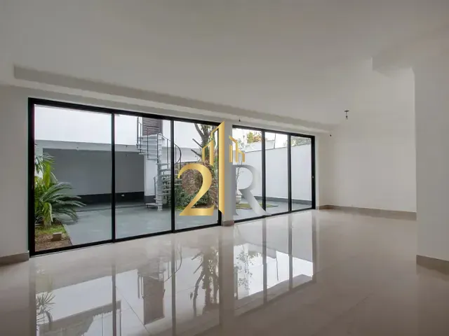 Sobrado com 280m² 3 quartos e 6 banheiros, à venda, no bairro Granja Julieta em São Paulo