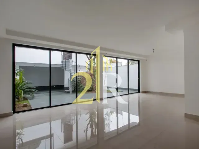 Sobrado com 280m² 3 quartos e 6 banheiros, à venda, no bairro Granja Julieta em São Paulo