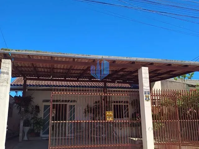 Casa 2 quartos e 2 banheiros, à venda, no bairro Monte Alegre em Camboriú