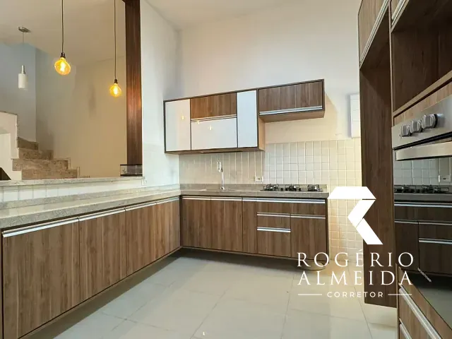 Casa 3 quartos e 3 banheiros, para alugar, no bairro Jardim Paulista em Atibaia
