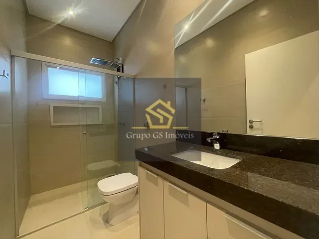 Casa com 300m² 3 quartos e 5 banheiros, à venda, no bairro Jardim Europa em Valinhos