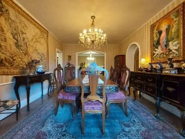 Casa com 585m² 7 quartos e 3 banheiros, à venda, no bairro Cosme Velho em Rio de Janeiro