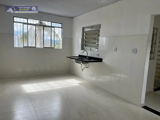 Casa com 80m² 2 quartos e 1 banheiro, para alugar, no bairro Jardim Vila Galvão em Guarulhos